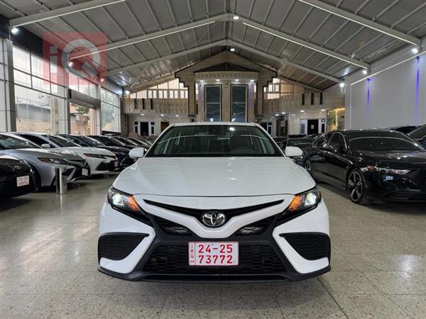 تويوتا كامري 2023 للبيع في العراق - زاخو